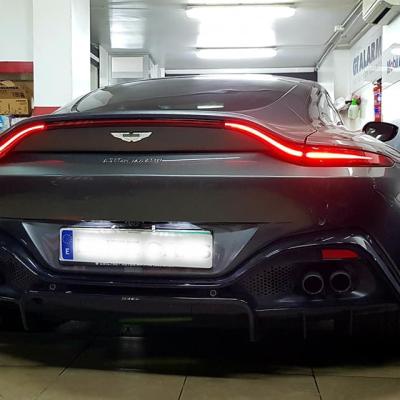 Aston Martin Db101